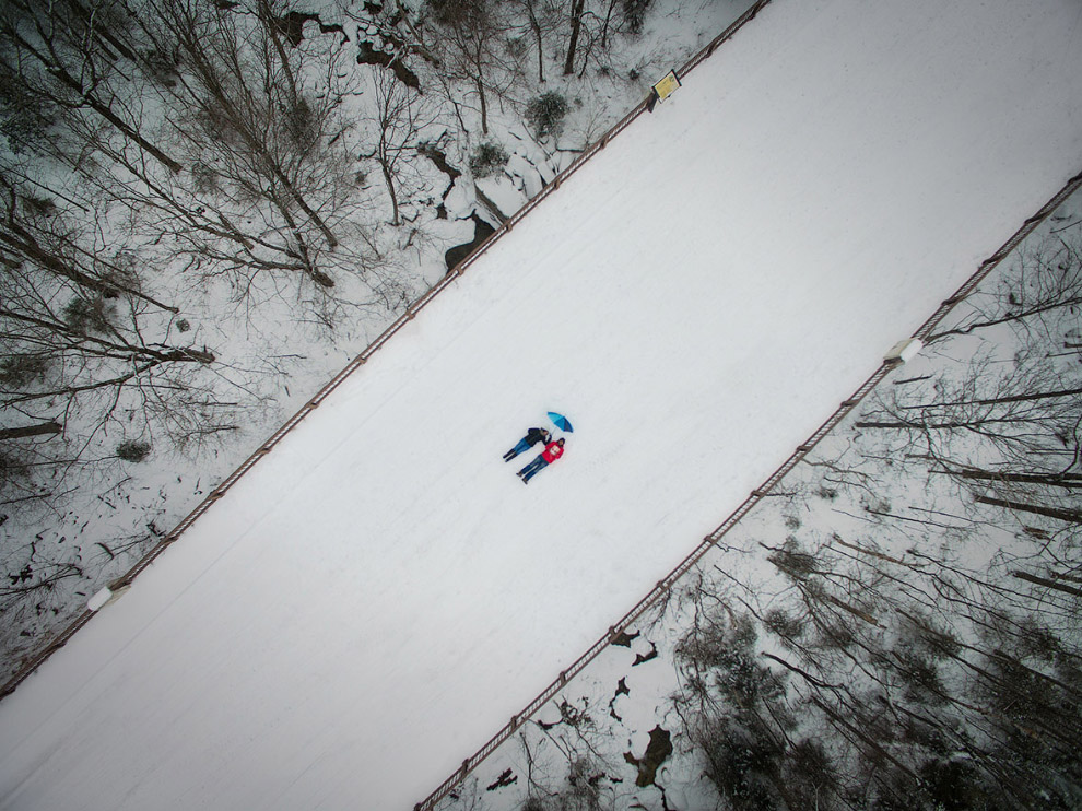 Снежное селфи с дрона, Нью-Гемпшир, США.
