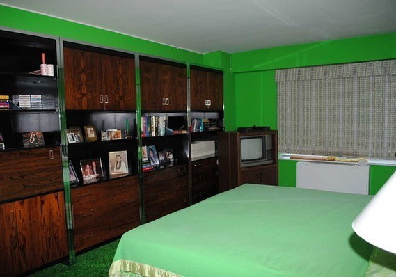 Да это же зеленая спальня.