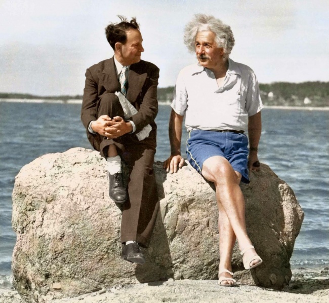 Эйнштейн на пляже, 1939.