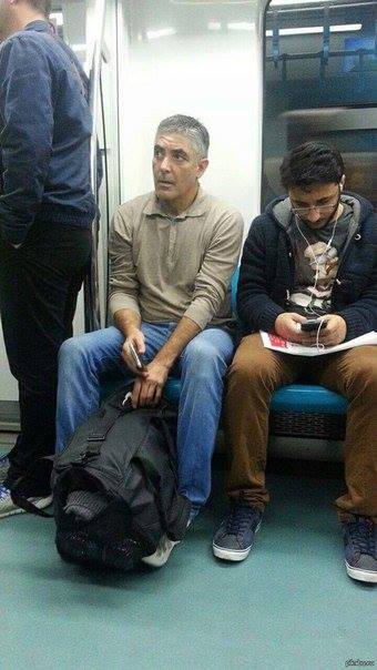 "Кого только не встретишь в Московском метро... Вот, например, Клуни встретил.."