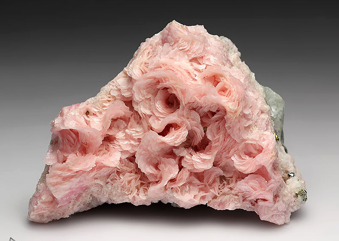 Родохрозит - красивейший минерал, также известен как роза инков