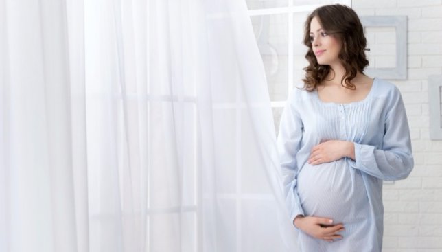 Ломаем стереотипы: как оставаться красивой и желанной во время беременности