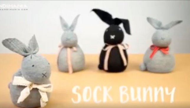 Как легко сделать пасхального кролика своими руками (Видео)